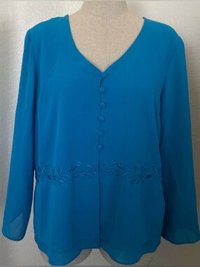 Women's Teal Embroidered V-Neck Button Blouse